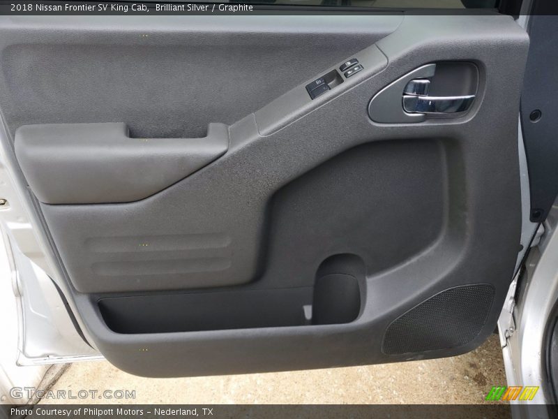 Brilliant Silver / Graphite 2018 Nissan Frontier SV King Cab