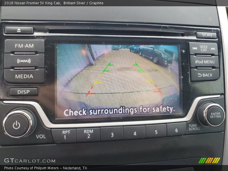 Brilliant Silver / Graphite 2018 Nissan Frontier SV King Cab