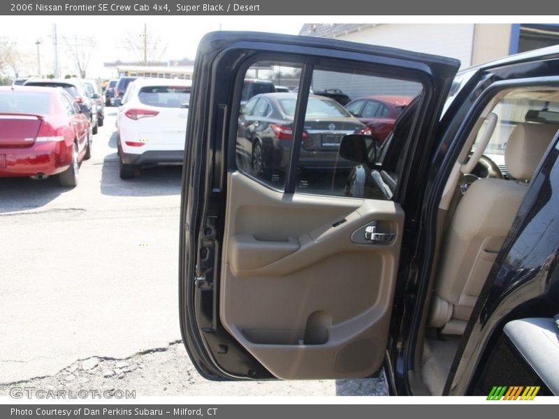 Super Black / Desert 2006 Nissan Frontier SE Crew Cab 4x4