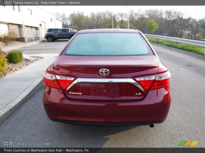 Ruby Flare Pearl / Almond 2017 Toyota Camry LE