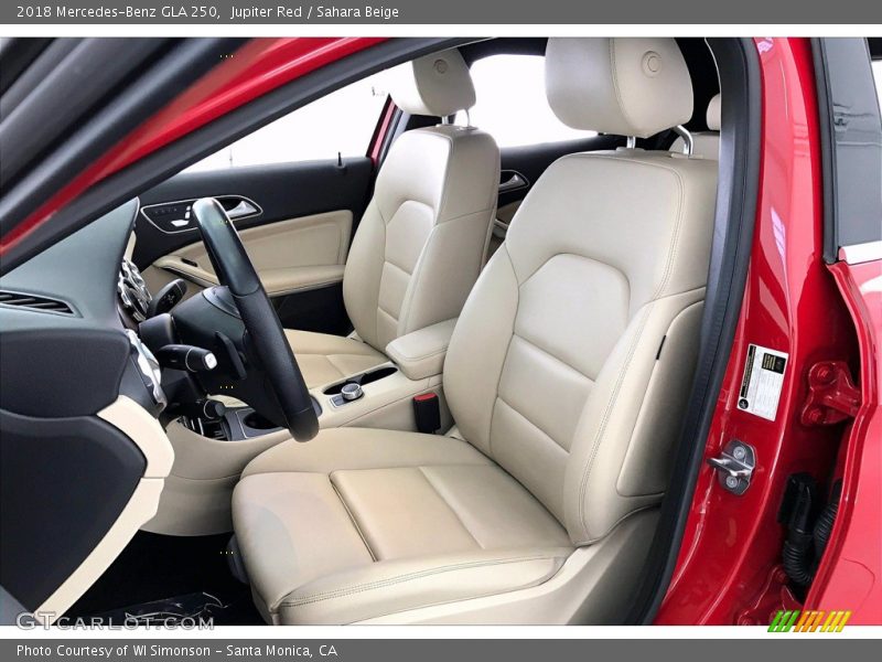 Jupiter Red / Sahara Beige 2018 Mercedes-Benz GLA 250
