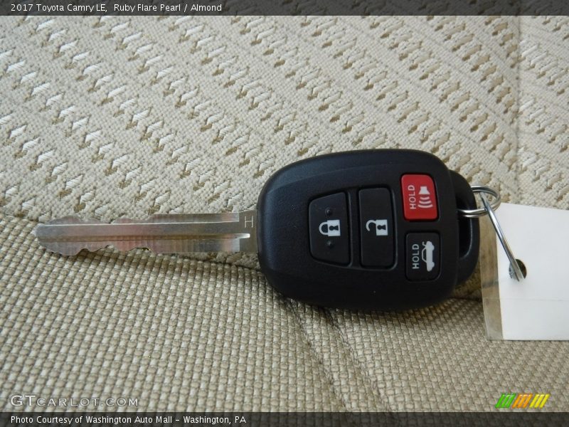 Ruby Flare Pearl / Almond 2017 Toyota Camry LE