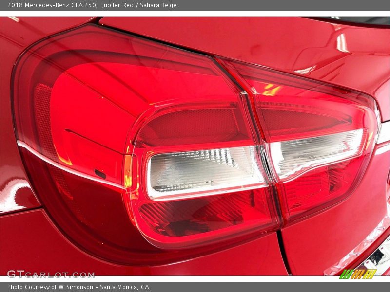 Jupiter Red / Sahara Beige 2018 Mercedes-Benz GLA 250