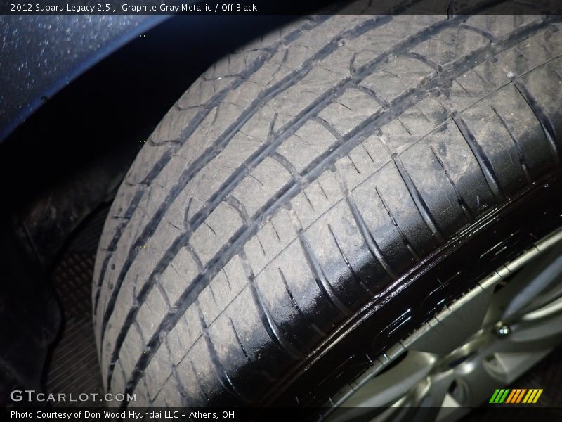 Graphite Gray Metallic / Off Black 2012 Subaru Legacy 2.5i