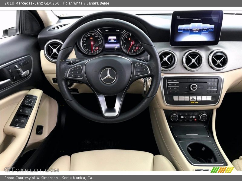 Polar White / Sahara Beige 2018 Mercedes-Benz GLA 250