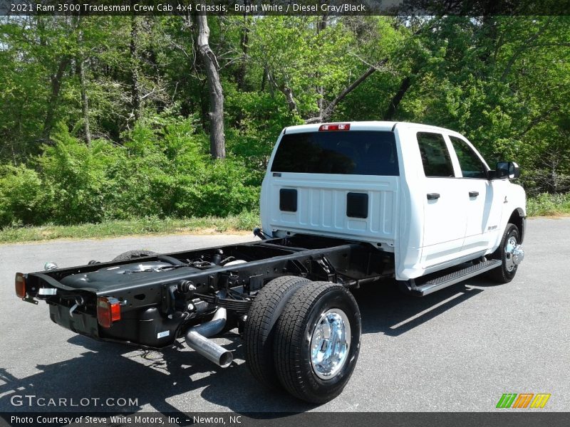 Bright White / Diesel Gray/Black 2021 Ram 3500 Tradesman Crew Cab 4x4 Chassis
