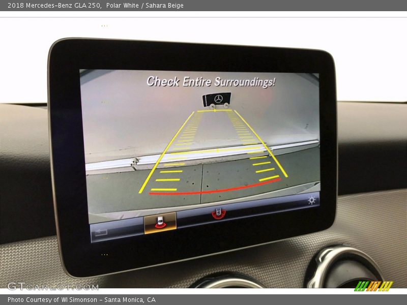 Polar White / Sahara Beige 2018 Mercedes-Benz GLA 250