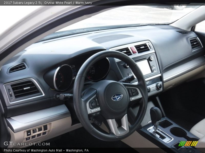 Crystal White Pearl / Warm Ivory 2017 Subaru Legacy 2.5i
