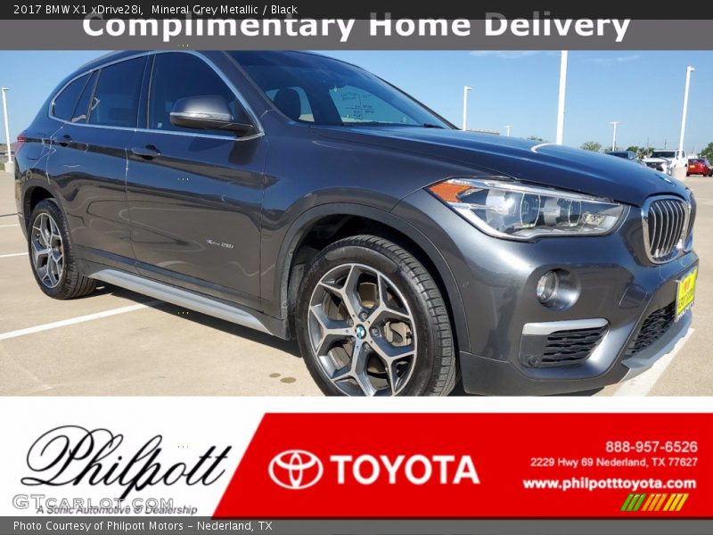 Mineral Grey Metallic / Black 2017 BMW X1 xDrive28i