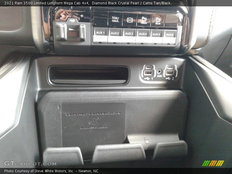 Diamond Black Crystal Pearl / Cattle Tan/Black 2021 Ram 3500 Limited Longhorn Mega Cab 4x4