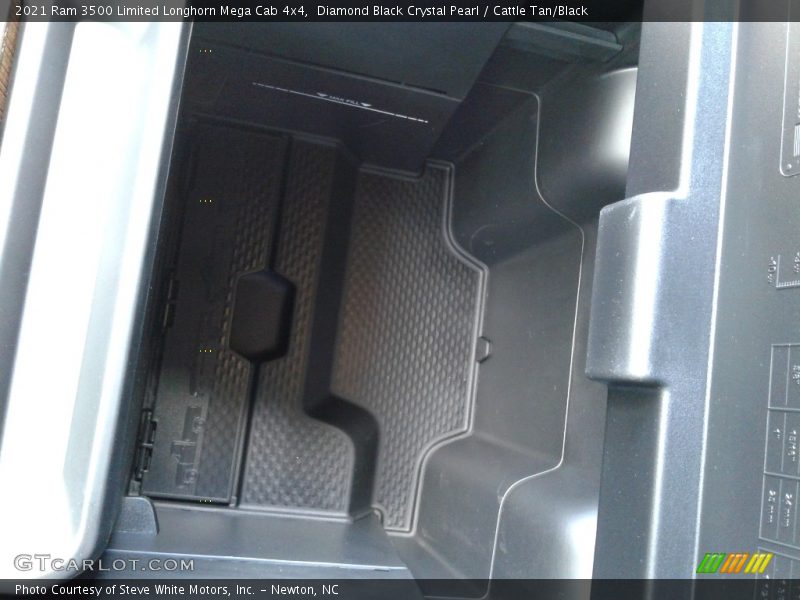 Diamond Black Crystal Pearl / Cattle Tan/Black 2021 Ram 3500 Limited Longhorn Mega Cab 4x4