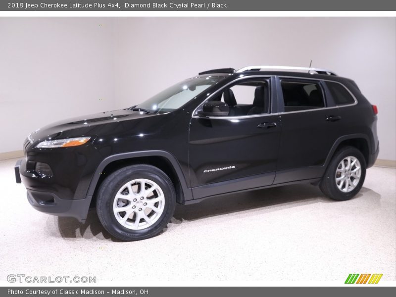 Diamond Black Crystal Pearl / Black 2018 Jeep Cherokee Latitude Plus 4x4