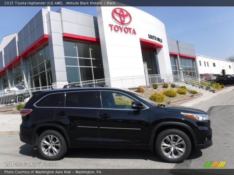 Attitude Black Metallic / Black 2015 Toyota Highlander XLE AWD
