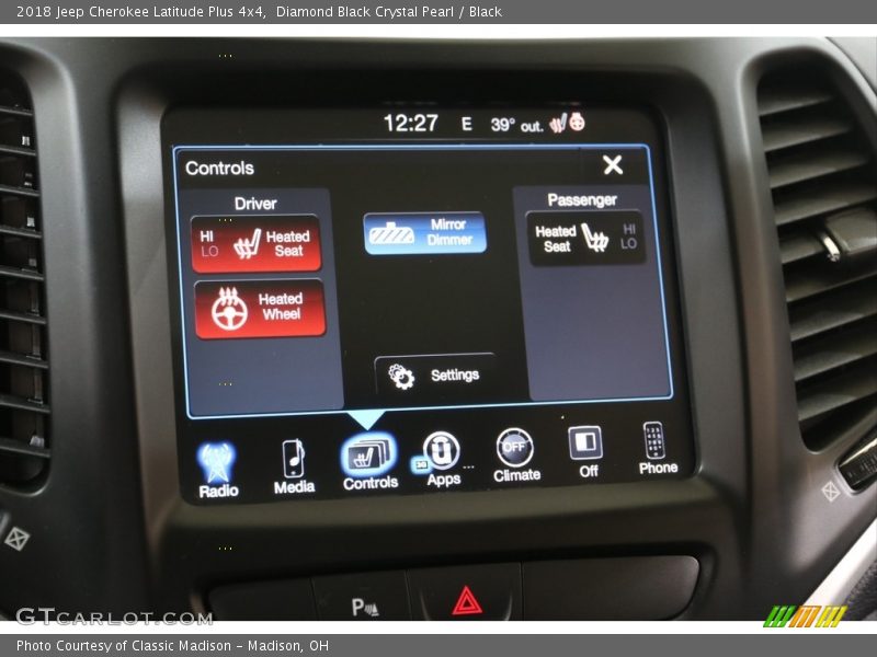 Diamond Black Crystal Pearl / Black 2018 Jeep Cherokee Latitude Plus 4x4