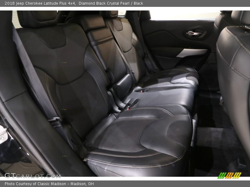 Diamond Black Crystal Pearl / Black 2018 Jeep Cherokee Latitude Plus 4x4