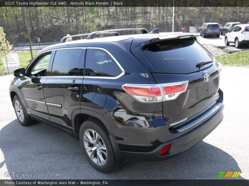 Attitude Black Metallic / Black 2015 Toyota Highlander XLE AWD