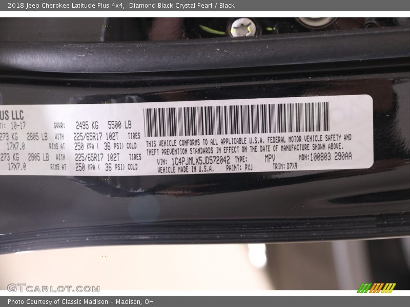 Diamond Black Crystal Pearl / Black 2018 Jeep Cherokee Latitude Plus 4x4