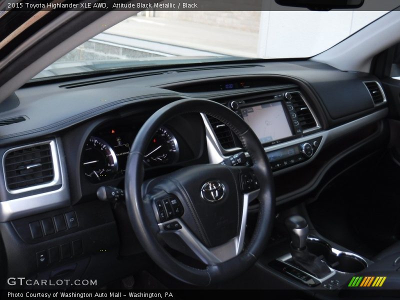 Attitude Black Metallic / Black 2015 Toyota Highlander XLE AWD