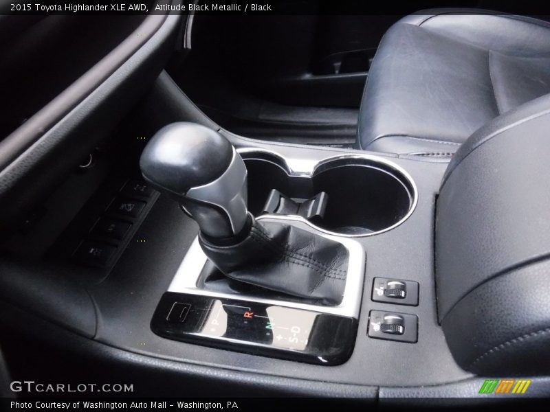 Attitude Black Metallic / Black 2015 Toyota Highlander XLE AWD