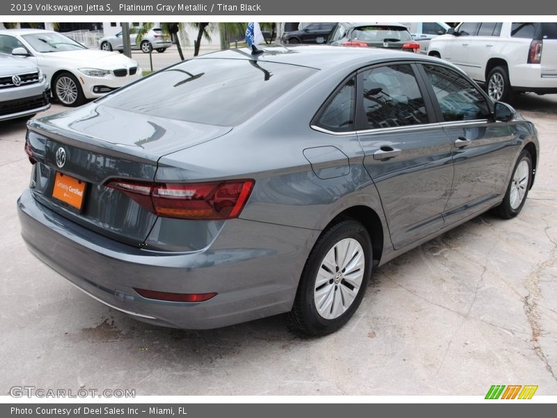 Platinum Gray Metallic / Titan Black 2019 Volkswagen Jetta S