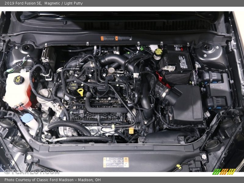 Magnetic / Light Putty 2019 Ford Fusion SE