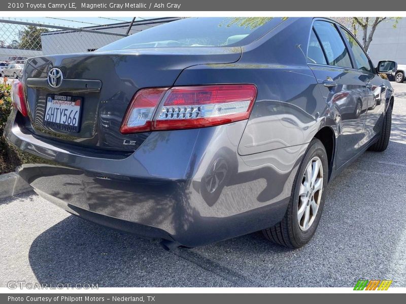 Magnetic Gray Metallic / Ash Gray 2010 Toyota Camry LE