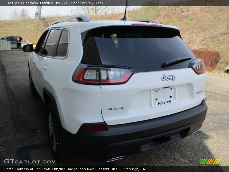 Bright White / Black 2021 Jeep Cherokee Latitude Lux 4x4
