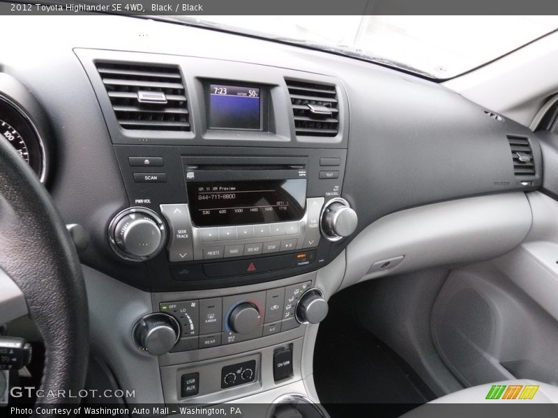 Black / Black 2012 Toyota Highlander SE 4WD