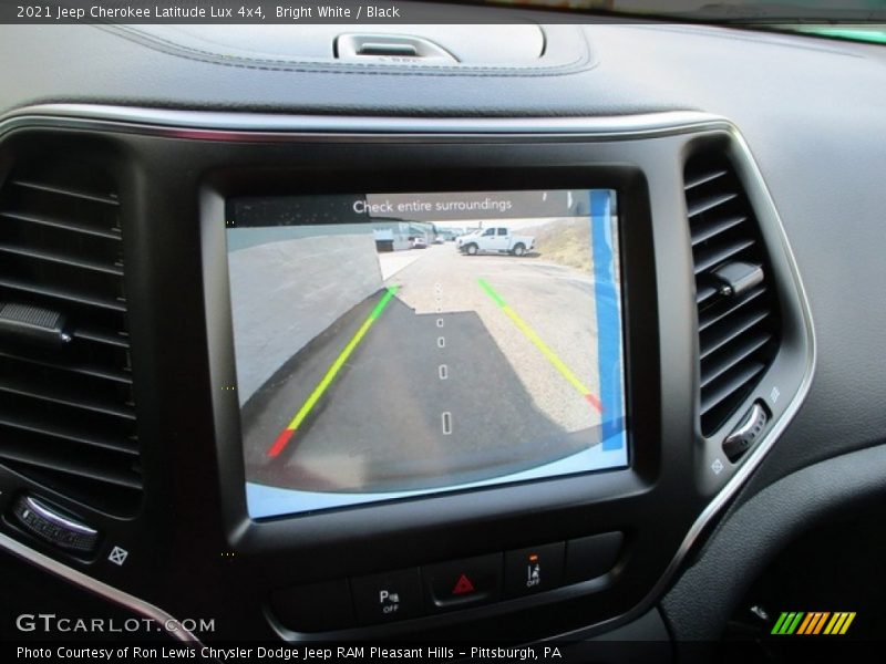 Bright White / Black 2021 Jeep Cherokee Latitude Lux 4x4