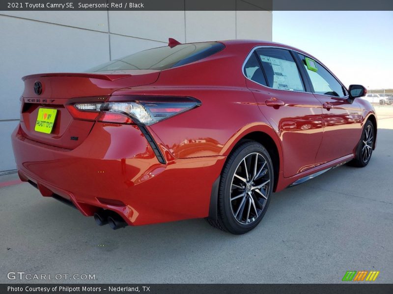 Supersonic Red / Black 2021 Toyota Camry SE