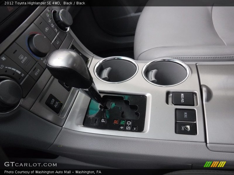 Black / Black 2012 Toyota Highlander SE 4WD