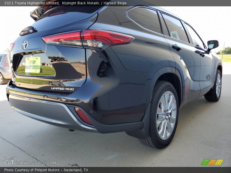 Midnight Black Metallic / Harvest Beige 2021 Toyota Highlander Limited