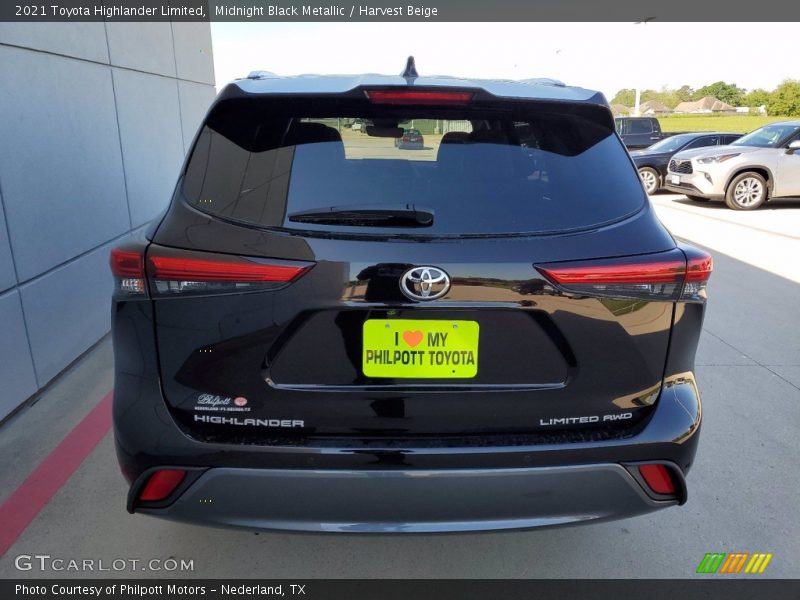 Midnight Black Metallic / Harvest Beige 2021 Toyota Highlander Limited