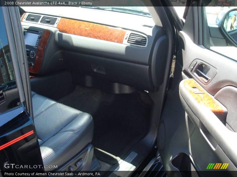 Black / Ebony 2008 Chevrolet Avalanche LTZ 4x4