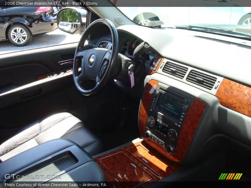 Black / Ebony 2008 Chevrolet Avalanche LTZ 4x4