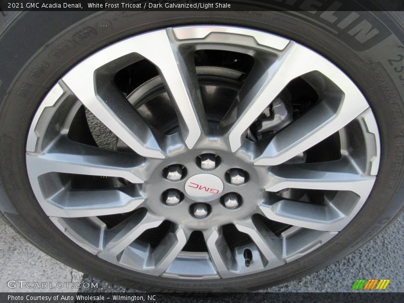 White Frost Tricoat / Dark Galvanized/Light Shale 2021 GMC Acadia Denali