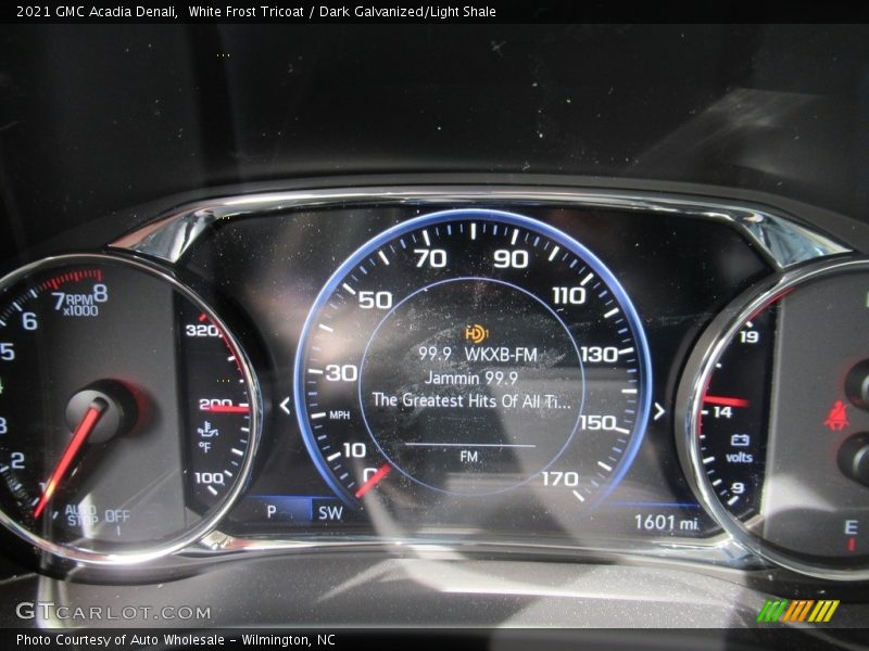 White Frost Tricoat / Dark Galvanized/Light Shale 2021 GMC Acadia Denali