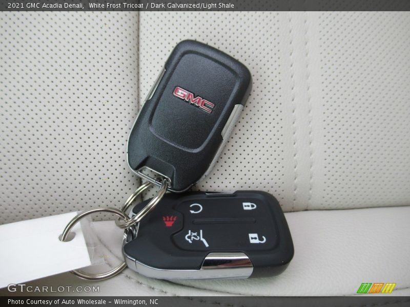 White Frost Tricoat / Dark Galvanized/Light Shale 2021 GMC Acadia Denali