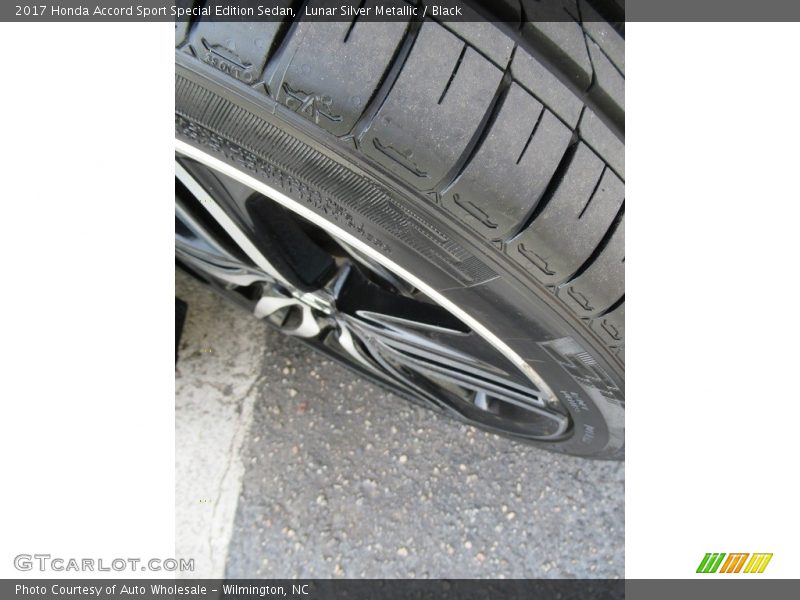 Lunar Silver Metallic / Black 2017 Honda Accord Sport Special Edition Sedan