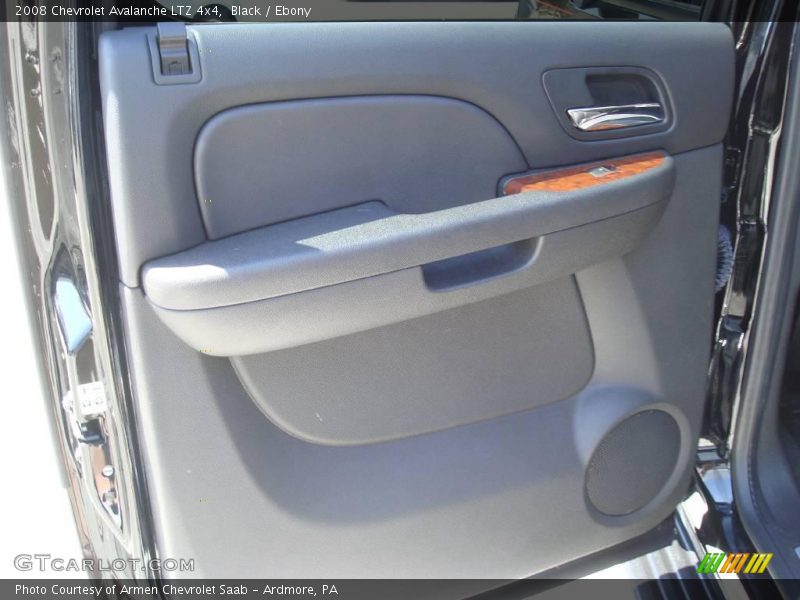 Black / Ebony 2008 Chevrolet Avalanche LTZ 4x4