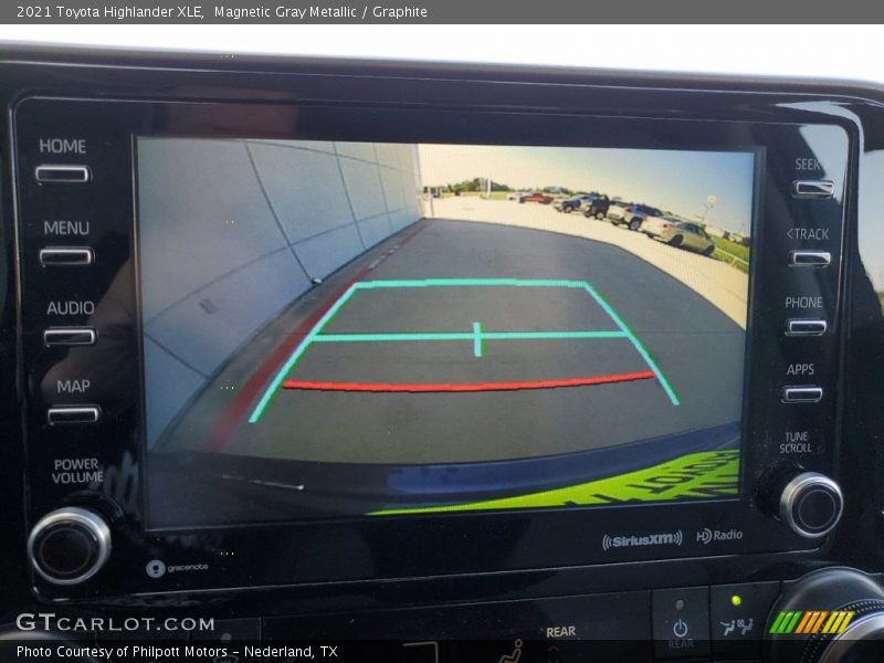 Magnetic Gray Metallic / Graphite 2021 Toyota Highlander XLE