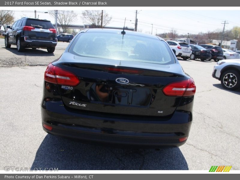 Shadow Black / Charcoal Black 2017 Ford Focus SE Sedan