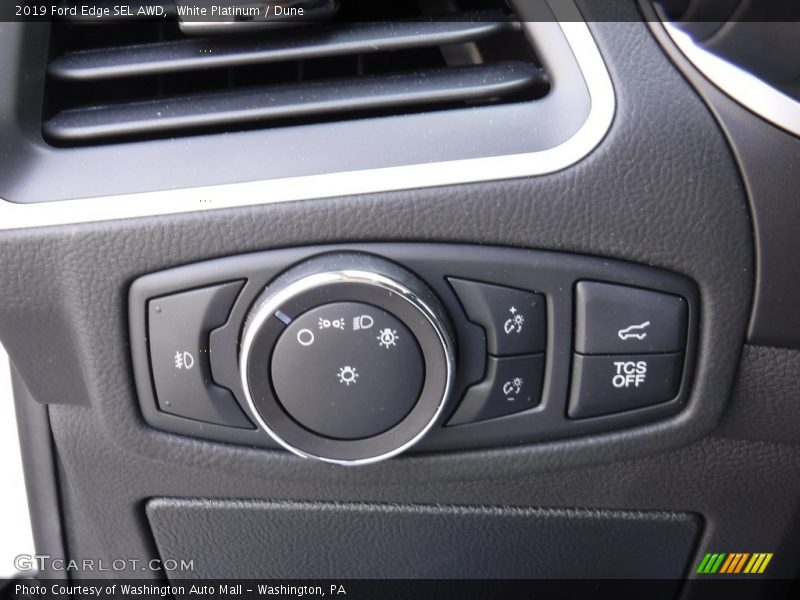 White Platinum / Dune 2019 Ford Edge SEL AWD