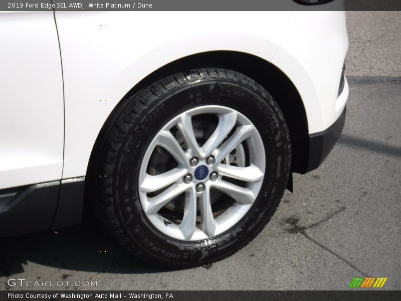 White Platinum / Dune 2019 Ford Edge SEL AWD