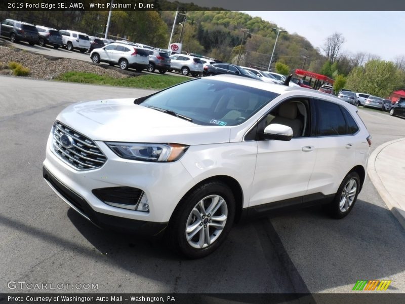 White Platinum / Dune 2019 Ford Edge SEL AWD