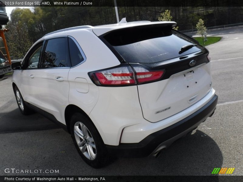 White Platinum / Dune 2019 Ford Edge SEL AWD