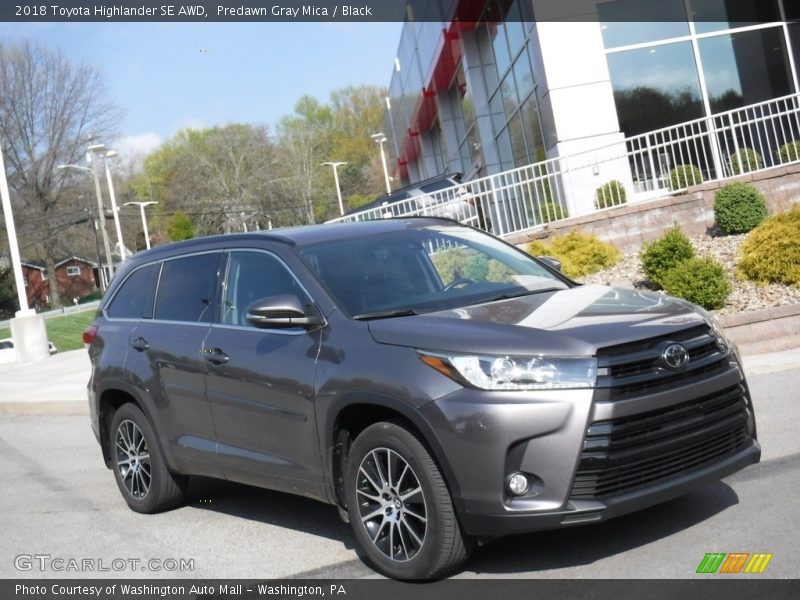 Predawn Gray Mica / Black 2018 Toyota Highlander SE AWD