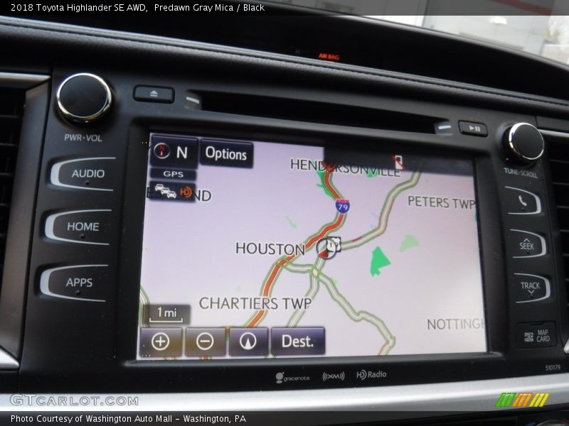 Predawn Gray Mica / Black 2018 Toyota Highlander SE AWD