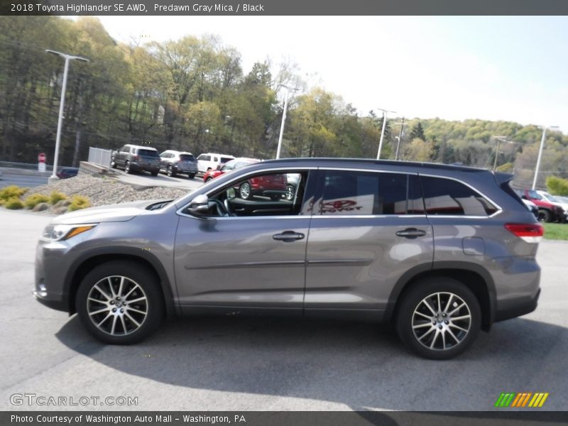 Predawn Gray Mica / Black 2018 Toyota Highlander SE AWD
