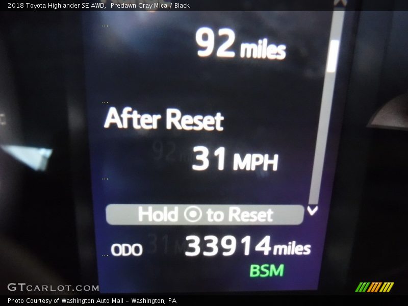 Predawn Gray Mica / Black 2018 Toyota Highlander SE AWD